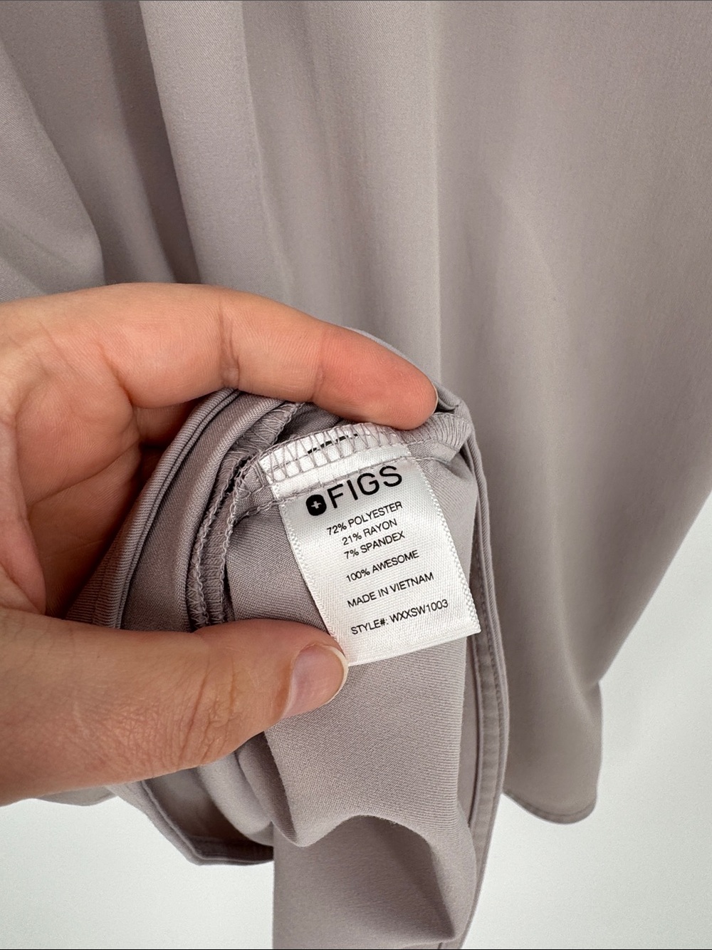 Figs Rafaela Oversized Scrub Top Medium Slate Tan Nurse Hospital Medical - Picture 7 of 9